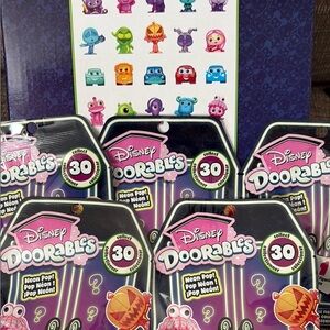 Disney Doorables Neon Pop Blind Bag